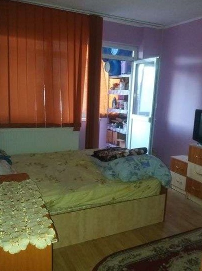 Vând apartament 2 camere Republicii