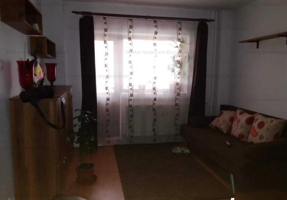 Vand Apartament 2 camere zona 1 Decembrie 1918