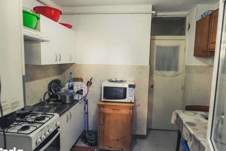 Vand apartament 3 camere Campulung Muscel