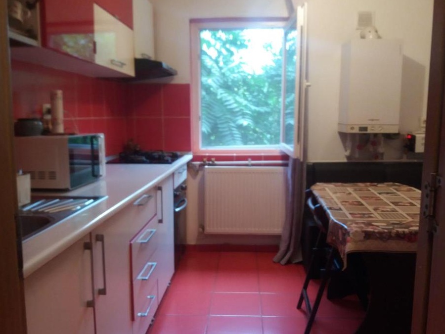 Vând apartament 3 camere Năvodari