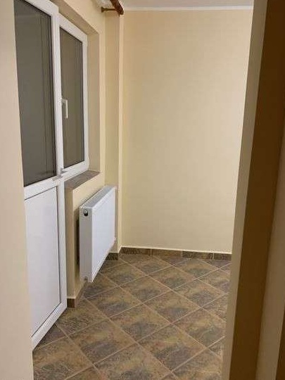 Vand apartament 3 camere sud