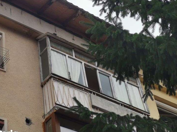 Vând Apartament 3 camere targu ocna