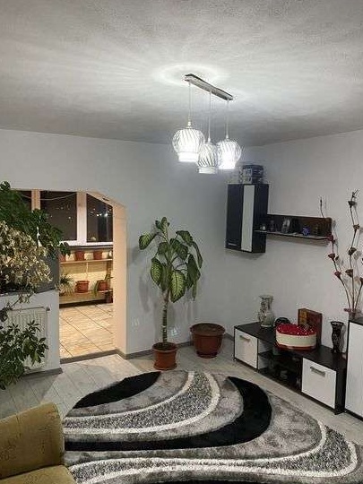 Vand apartament 3 camere ULTRACENTRAL