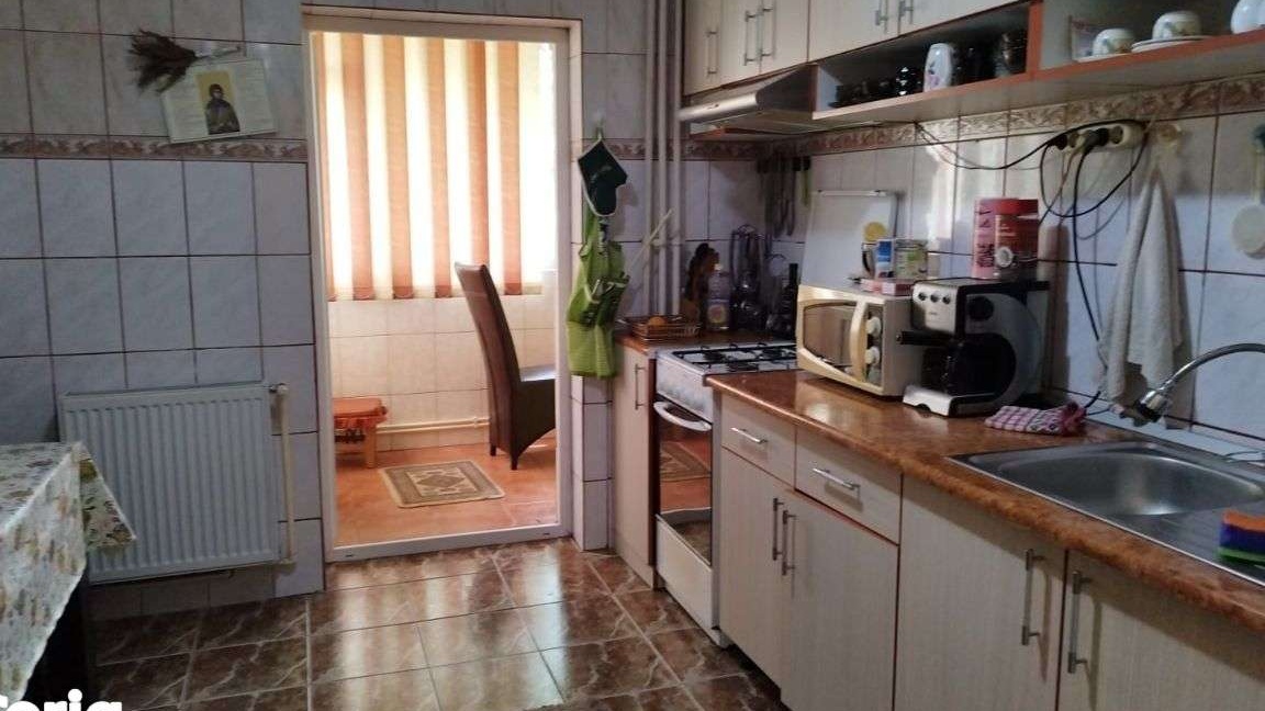 Vand apartament 3 camere zona Dorobanti