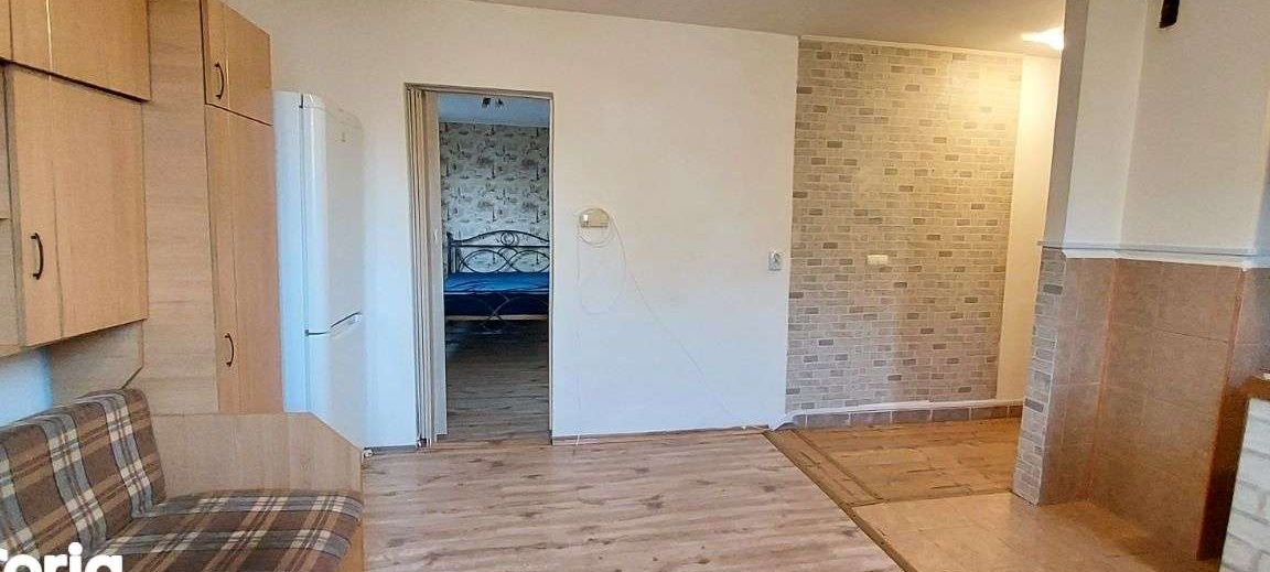 Vand apartament cu 2 camere. 36.000 euro