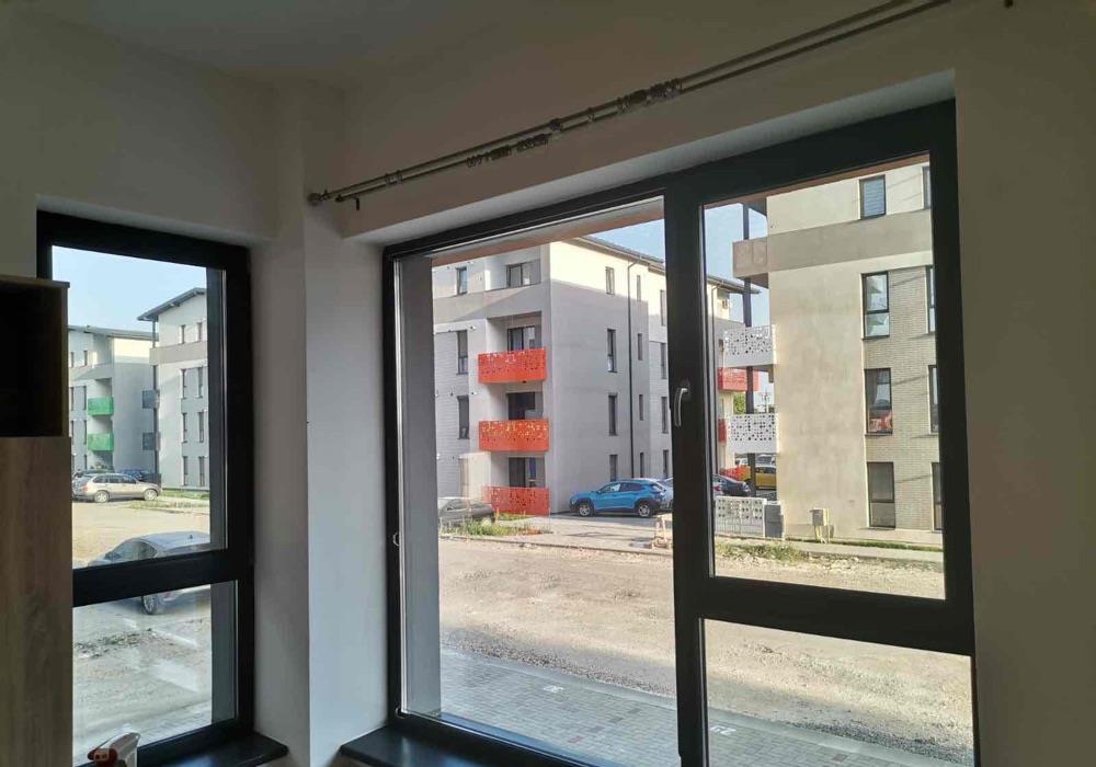 vand apartament cu 2 camere giroc dezvoltator mobilat nou nelocuit pana acum