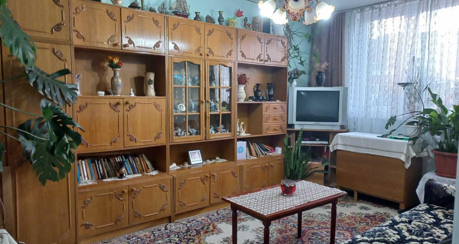 Vand apartament cu 3 camere tip AN, str. Transilvaniei zona Rogerius