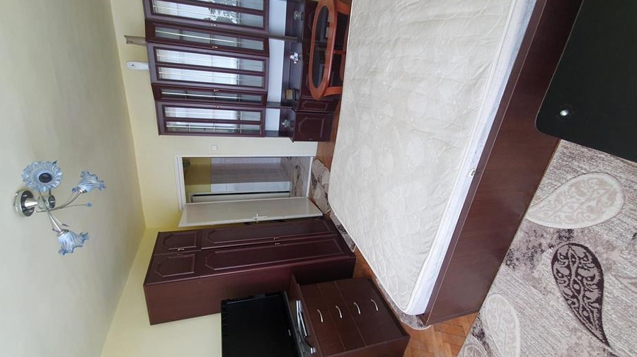 Vand apartament cu doua camere in Petrila, jud. Hunedoara