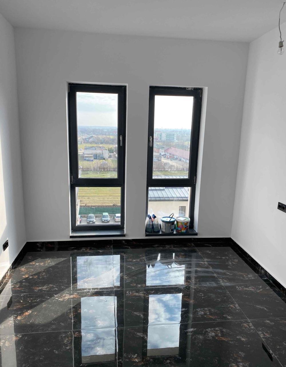 vand apartament giroc cu o camera,dezvoltator,et 1 decomandat