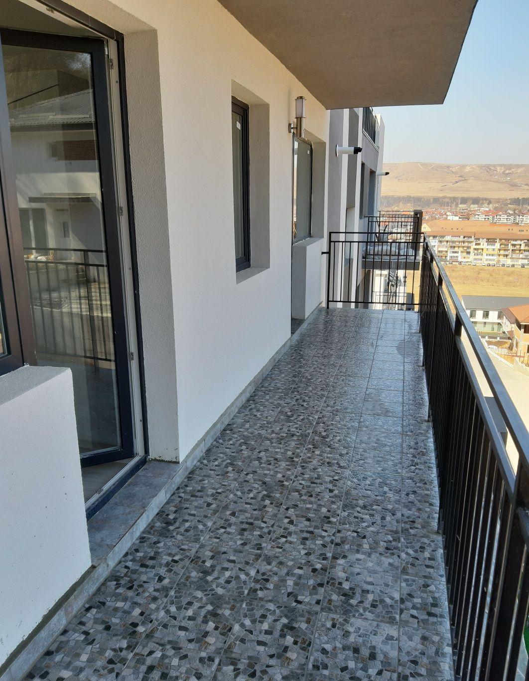 Vand apartament in Floresti