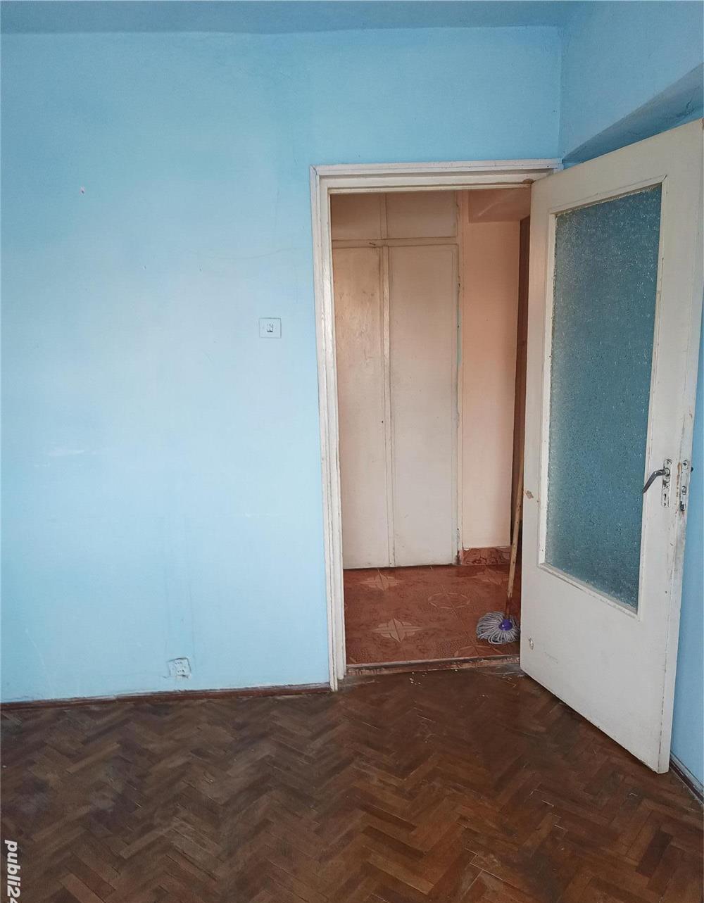 Vând apartament UM Dej