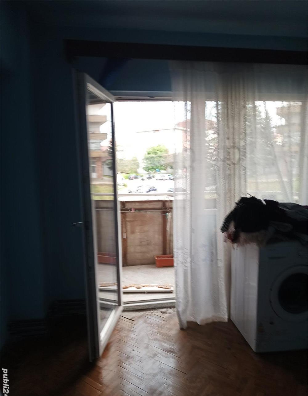Vând apartament UM Dej