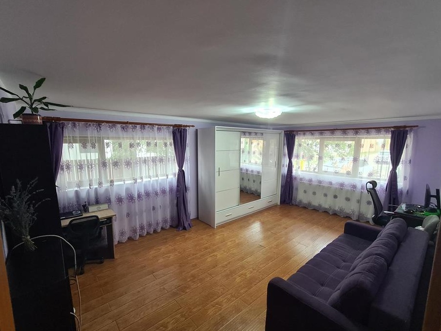 Vand apartament zona Braytim