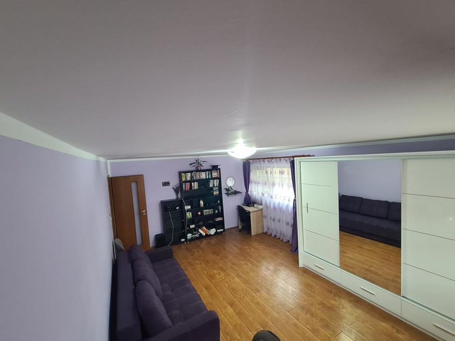 Vand apartament zona Braytim