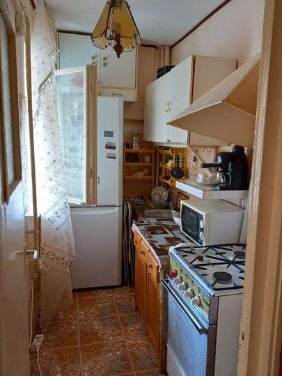 Vand apartament, zona centrala, utilat/ mobilat
