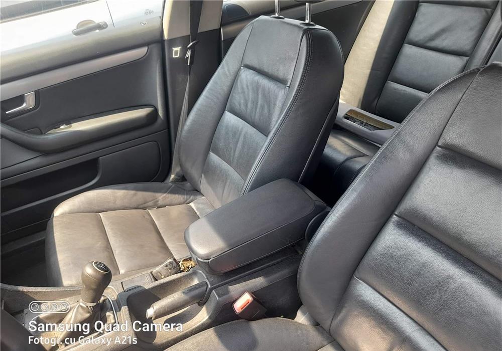 Vând Audi a 4 b6 2001