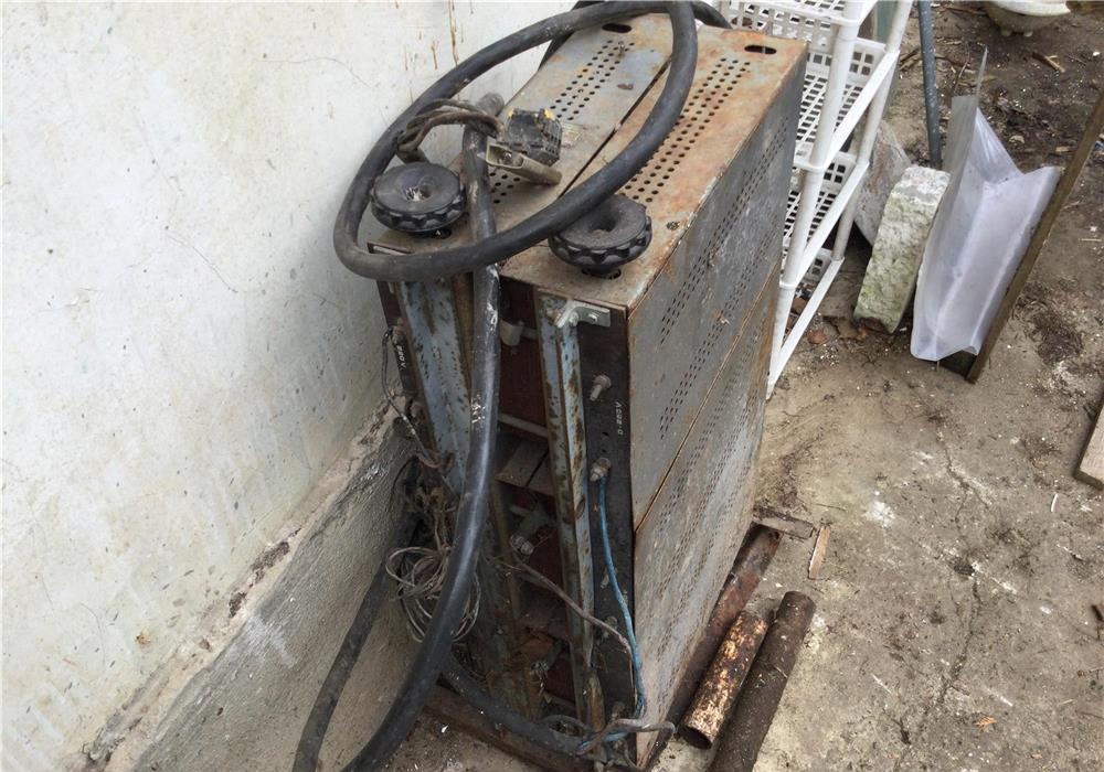 Vand autotransformator trifazic