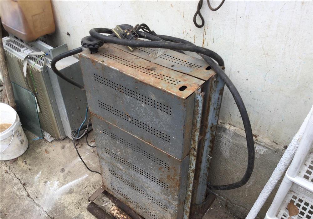 Vand autotransformator trifazic