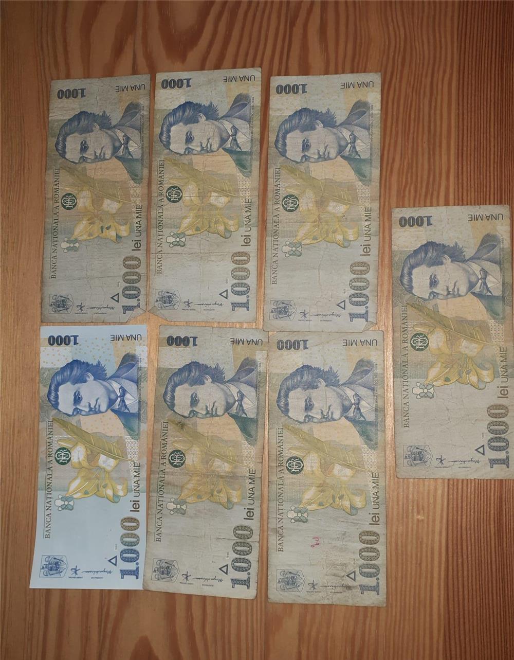 Vand bacnote si monezi vechi