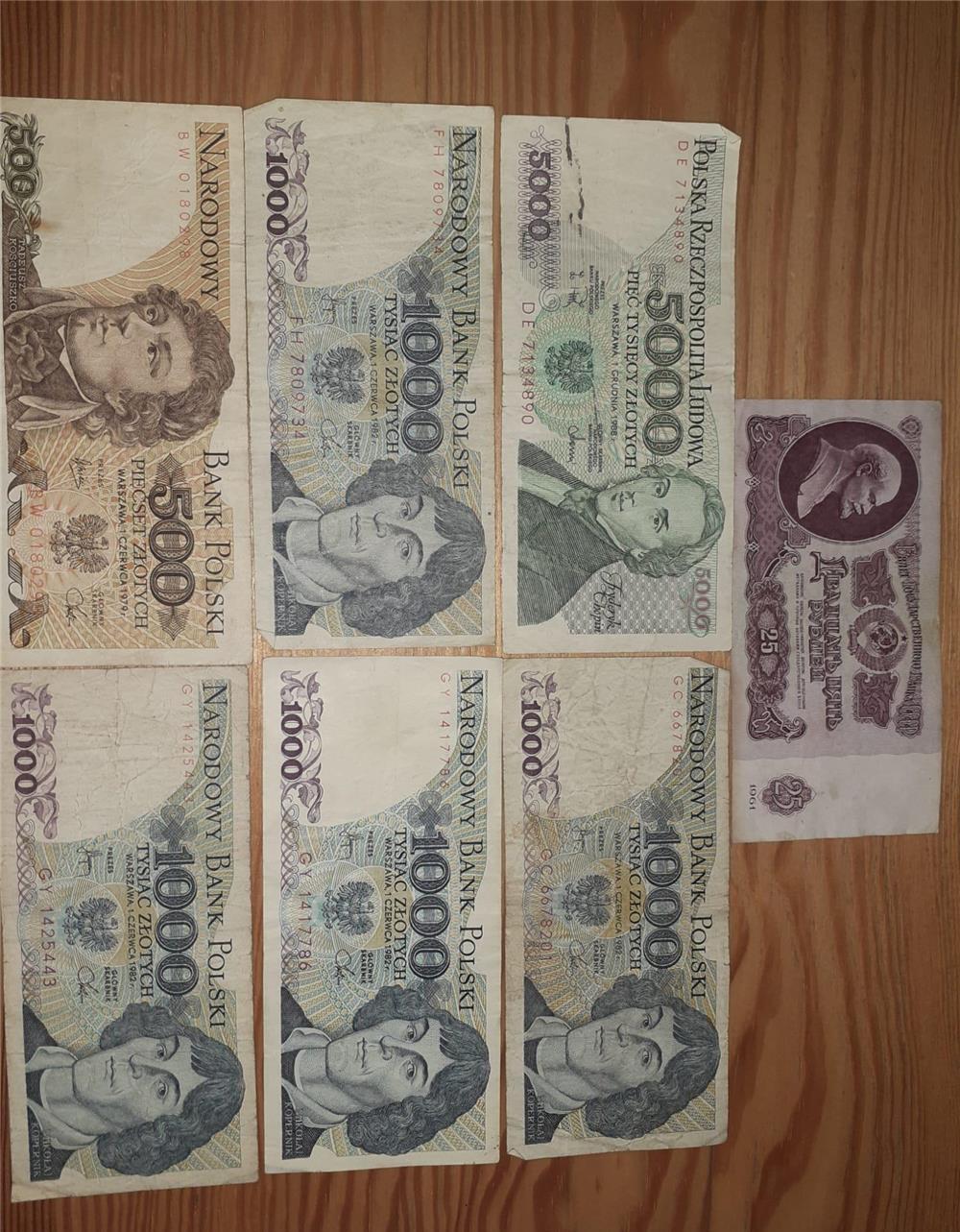 Vand bacnote si monezi vechi