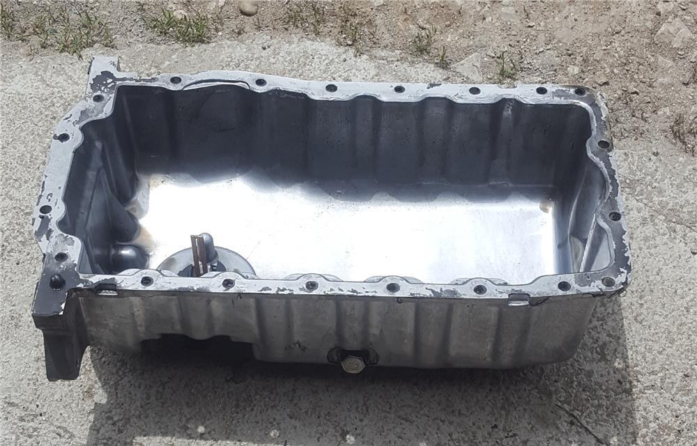 Vand baie de ulei audi a 3 motor 1,9 tdi.