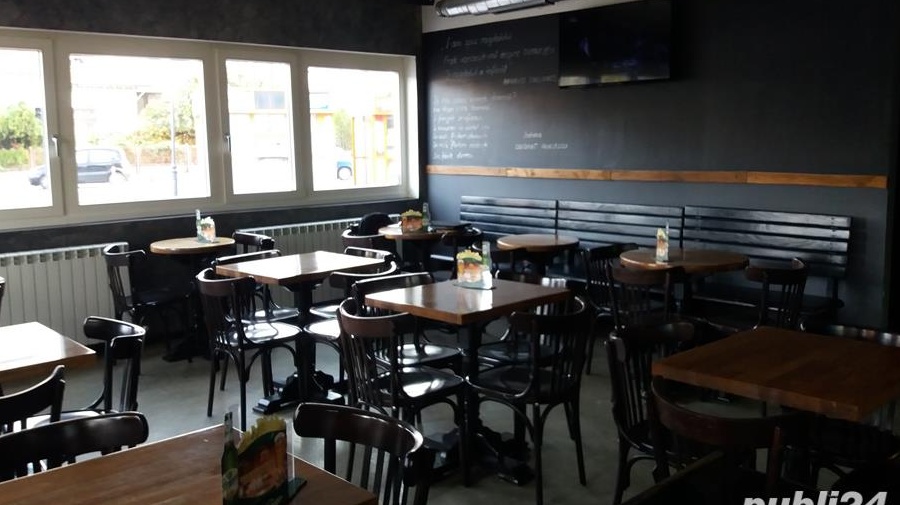 Vand Bar/Bistro
