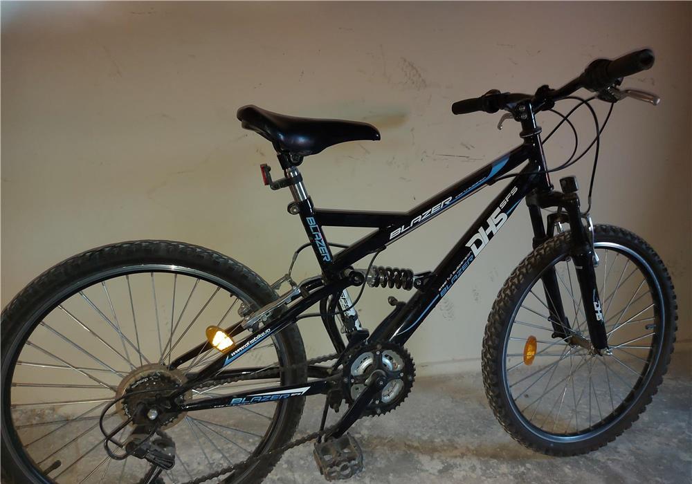 Vând bicicletă copii de la 9 ani in sus