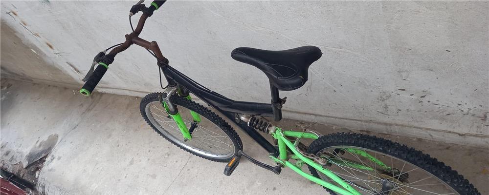 Vând bicicletă în stare bună