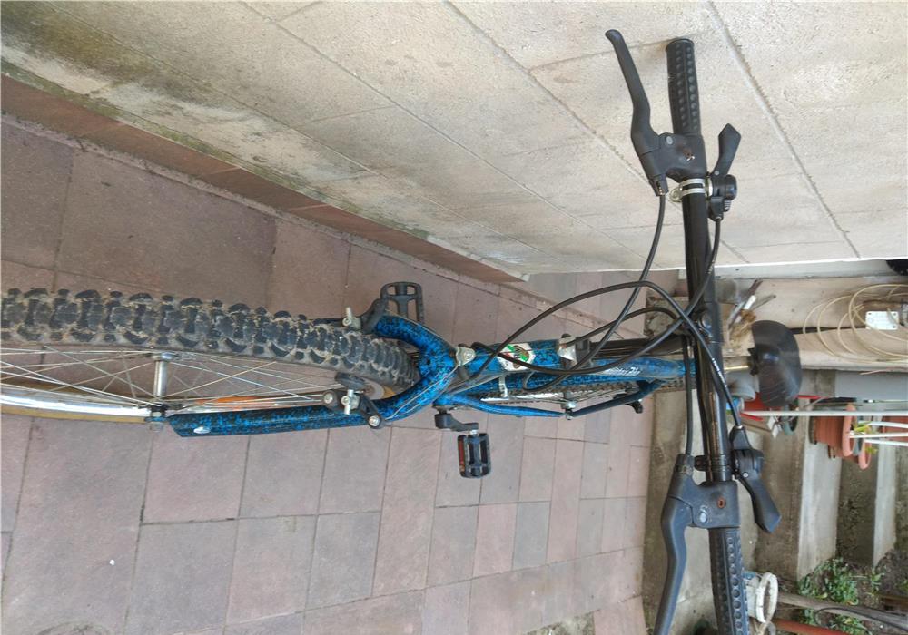 Vând bicicletă Mountain Bike