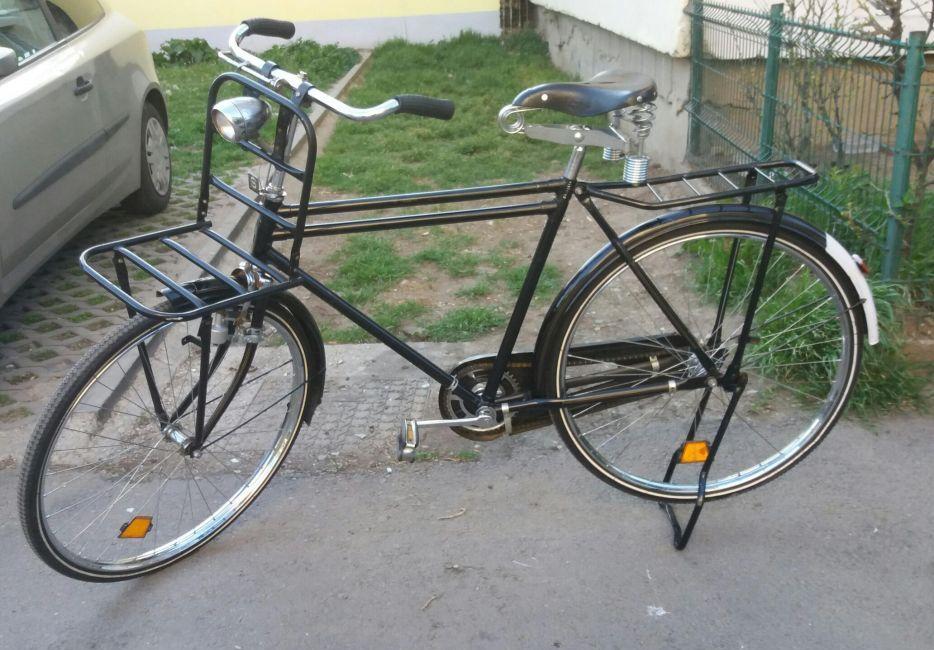Vand bicicleta originală pentru cunoscători