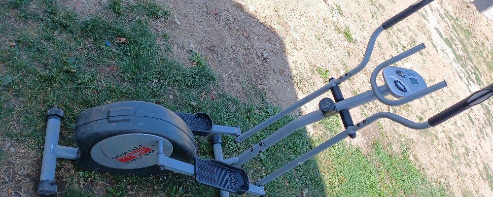 vand bicicleta pentru sport