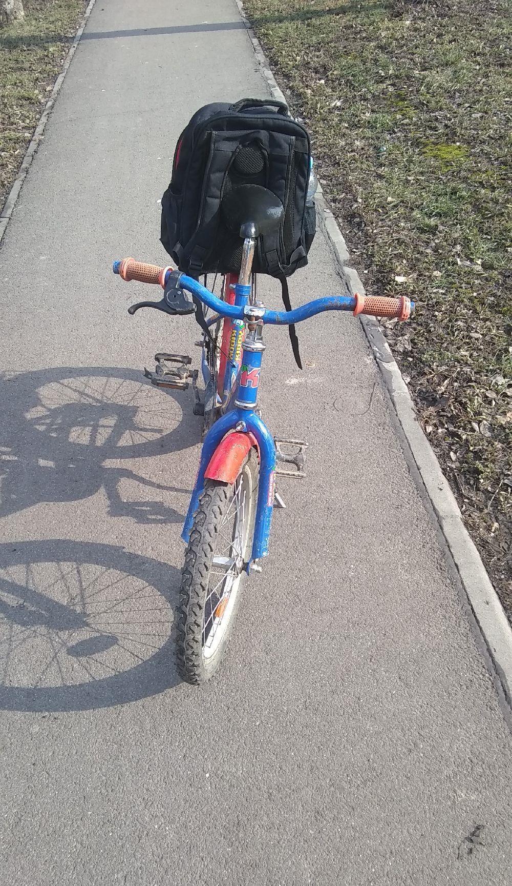 Vand bicicletă pt copii