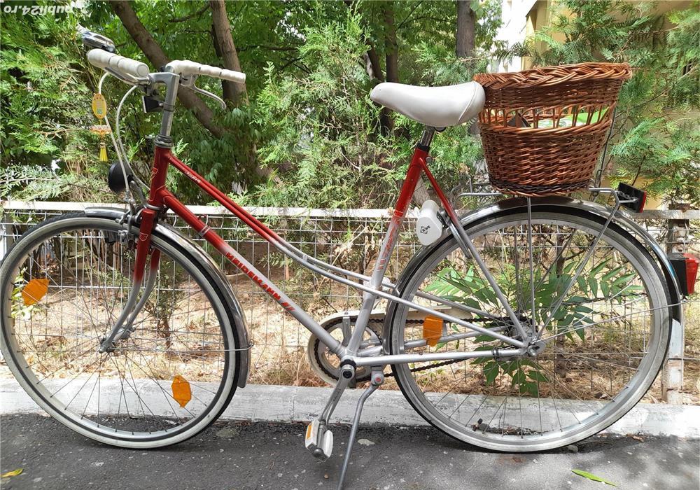 Vând bicicletă vintage damă