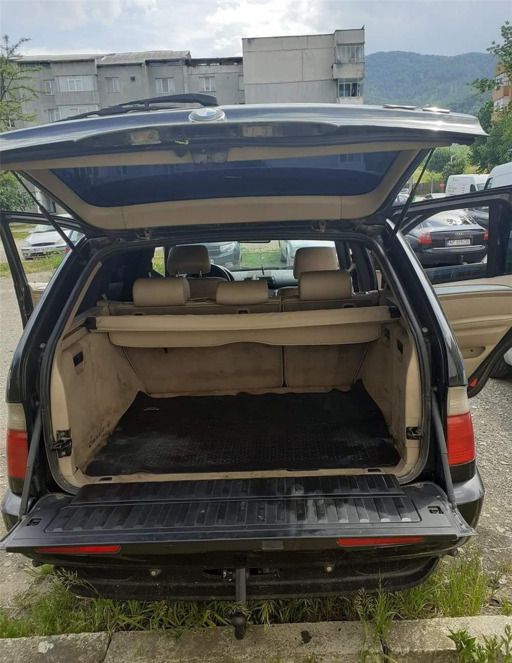 Vand BMW x5 2005