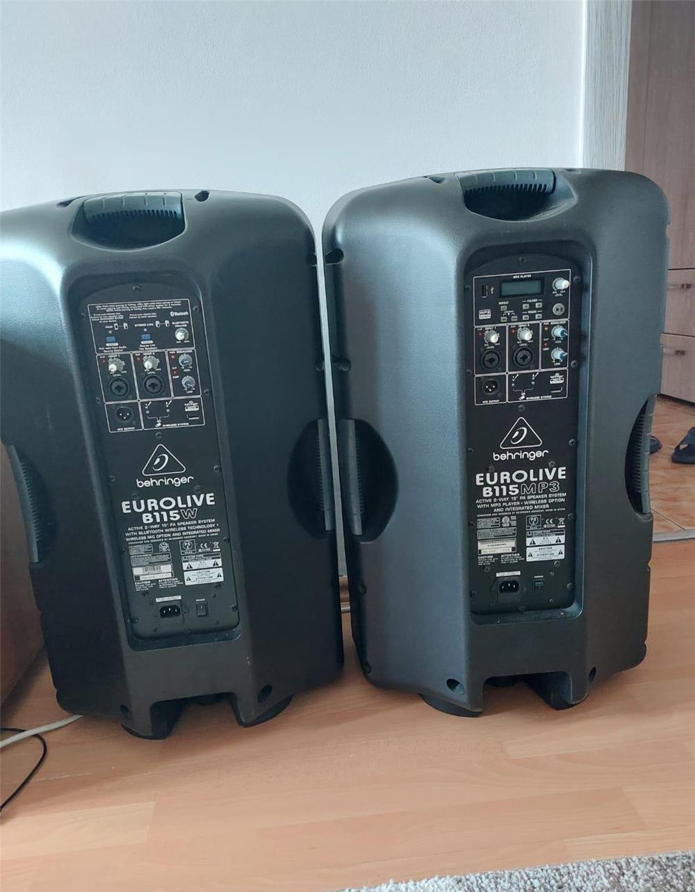 VAND BOXE Behringer