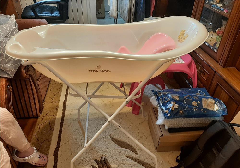 Vand cadita baie + suport metalic