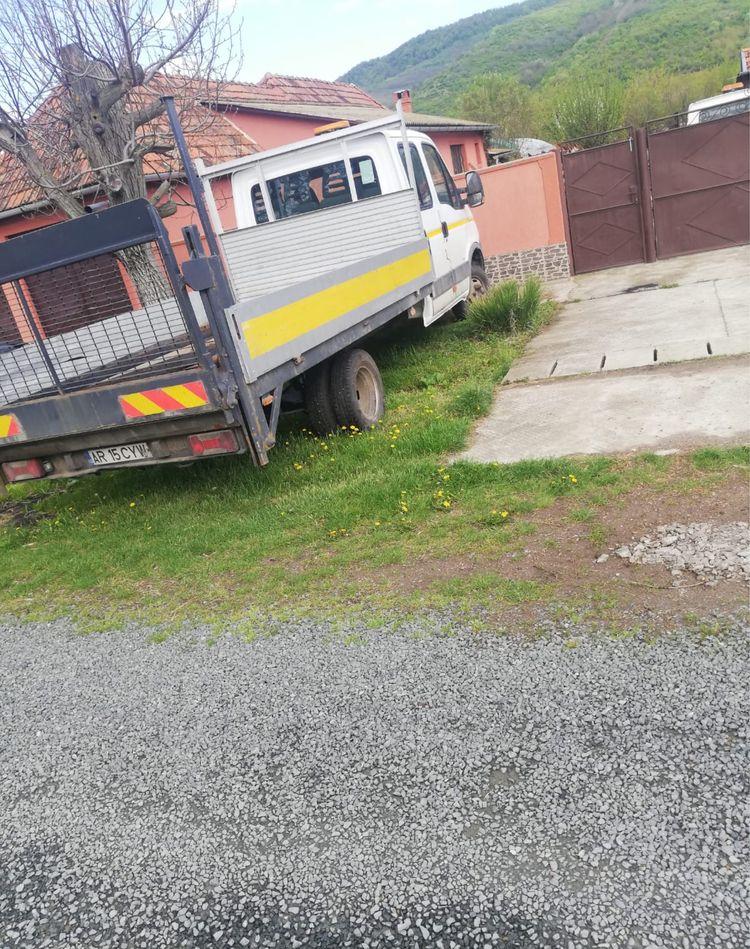 Vand camioneta Iveco