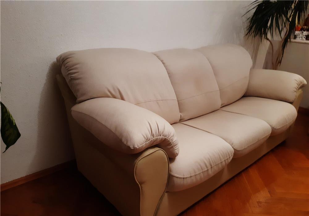 Vand canapea 2.2 m + fotoliu bonus