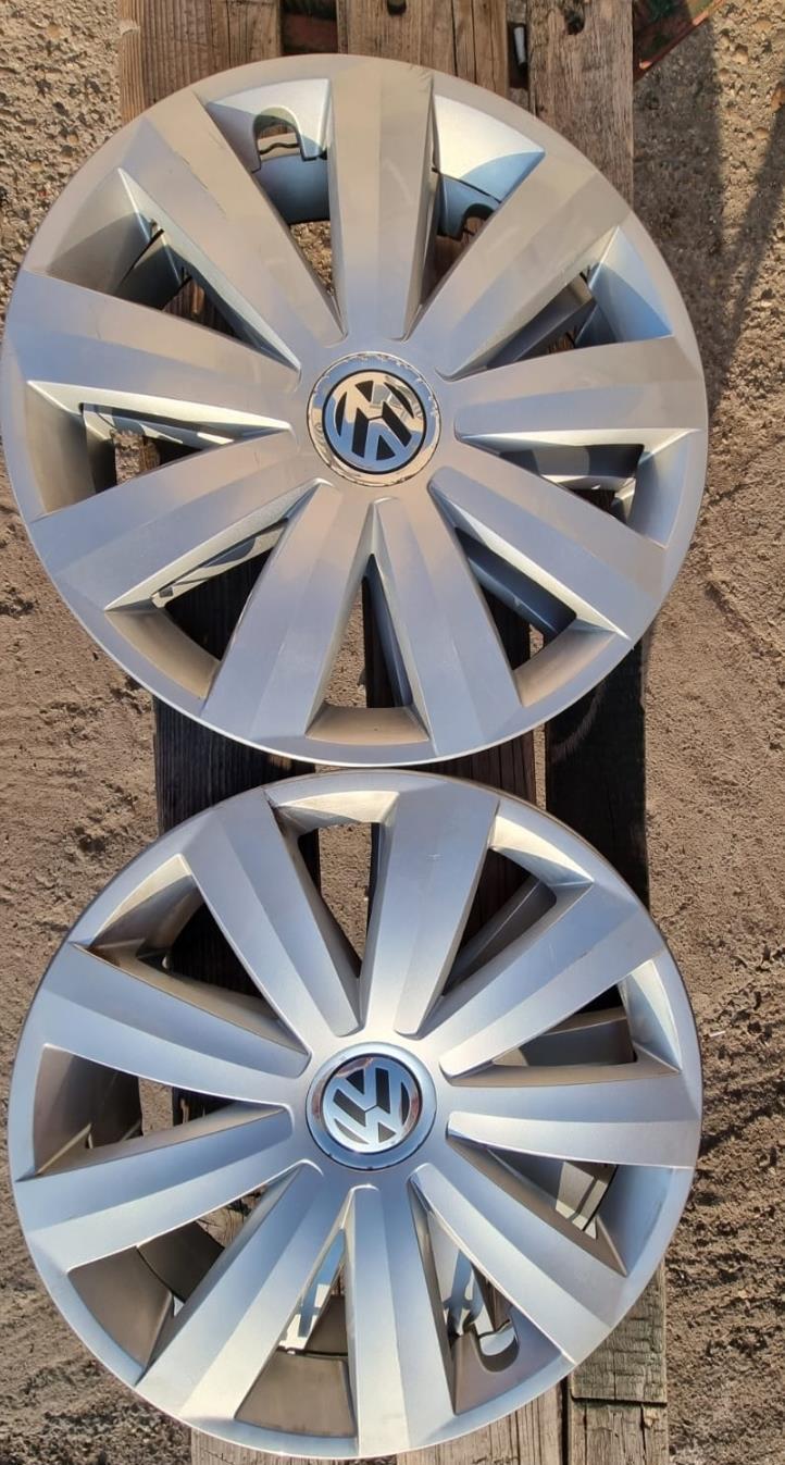 Vand capace VW 16" originale.