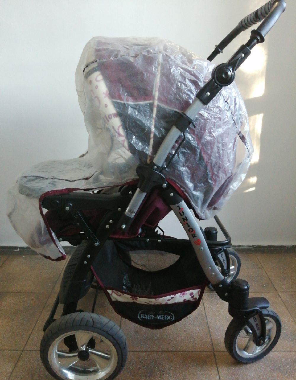 Vând cărucior 3 în 1 Baby Merc Junior