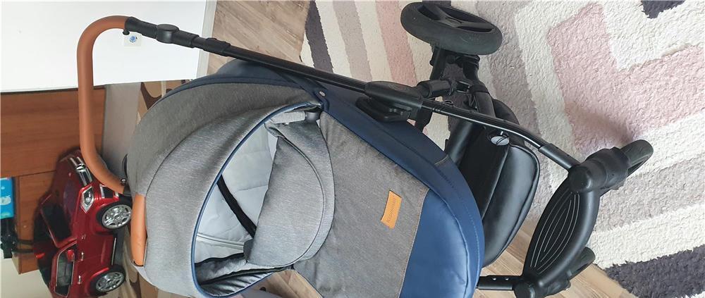 Vând Cărucior 3 in 1 Krausman Nexxo Dark Blue