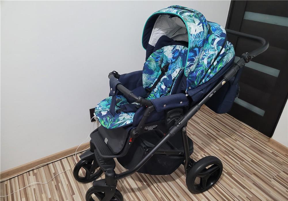 Vand Carucior 3 in 1 (scoica, landou, sport) Adamex Reggio albastru