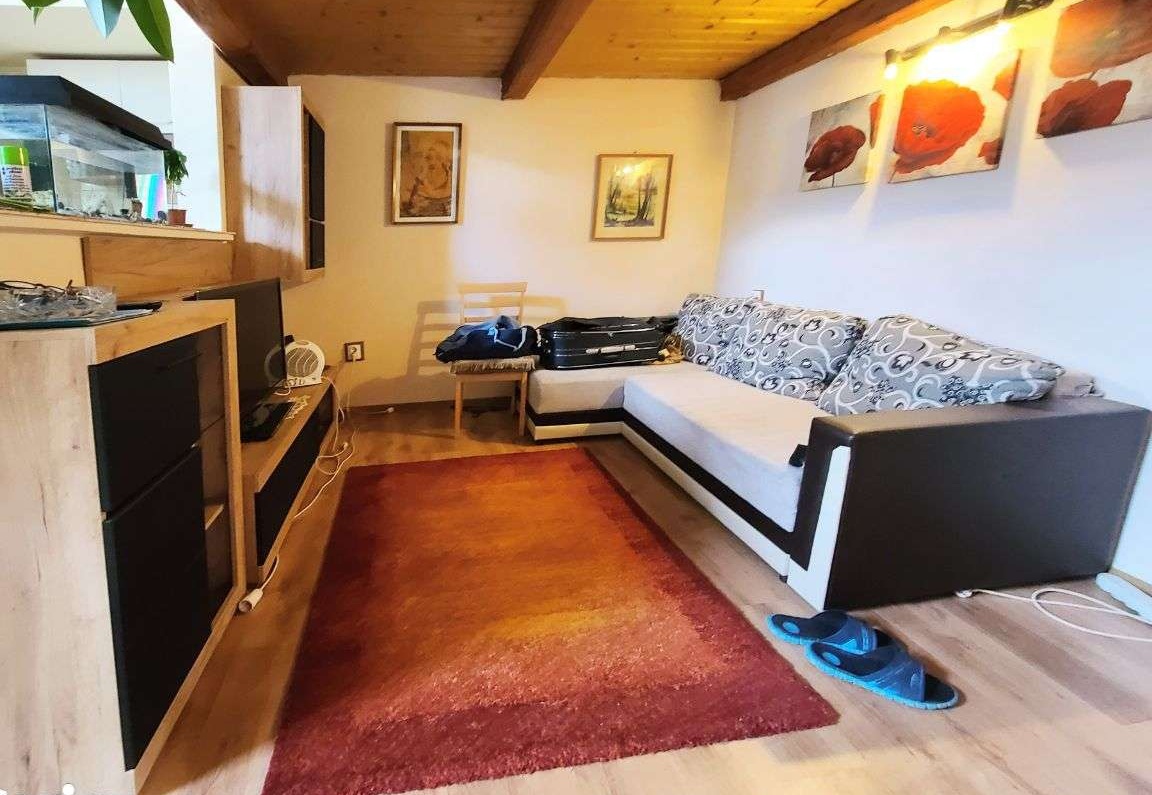 Vand casa 3 cam Cornisa