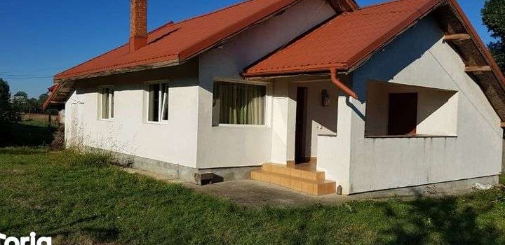 Vand casa comuna Rociu, Gliganul de sus; teren 5000 mp
