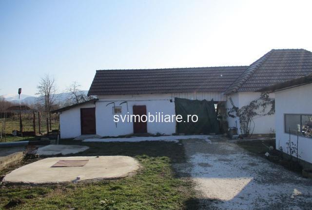 Vand Casa Cu 2 Corpuri+Teren+Curte+Anexe,Zona Ciresa,Otelu Rosu,Jud Caras Severin.