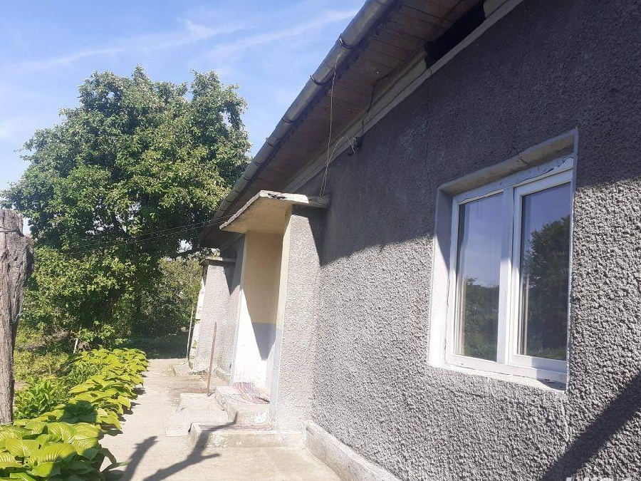 Vand casa cu teren (2350mp) in comuna Curcani, jud. Calarasi