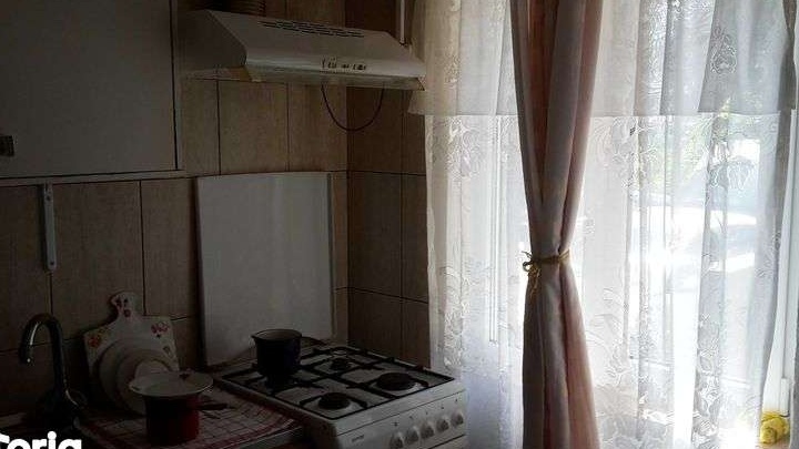 Vand casa cu teren 5.000 mp intravilan, com. Goiesti, 18 km de Craiova