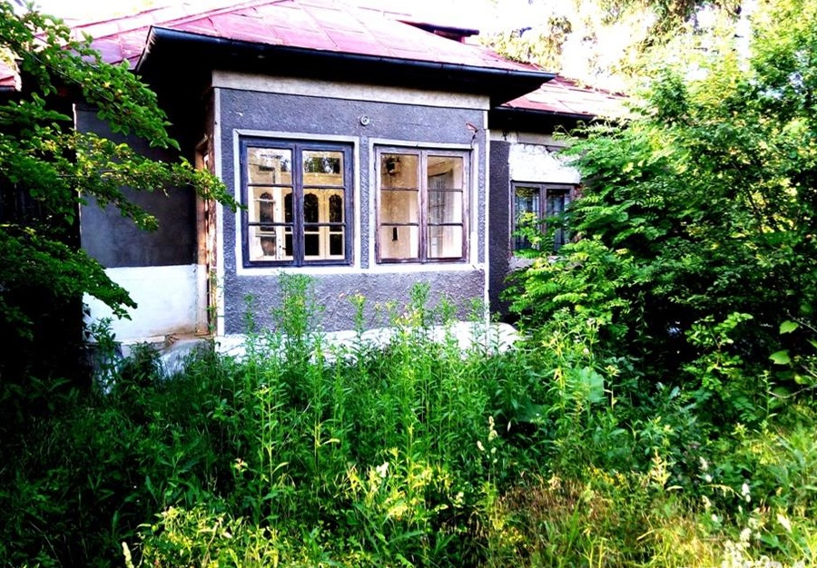 Vand casa cu teren in Urlati