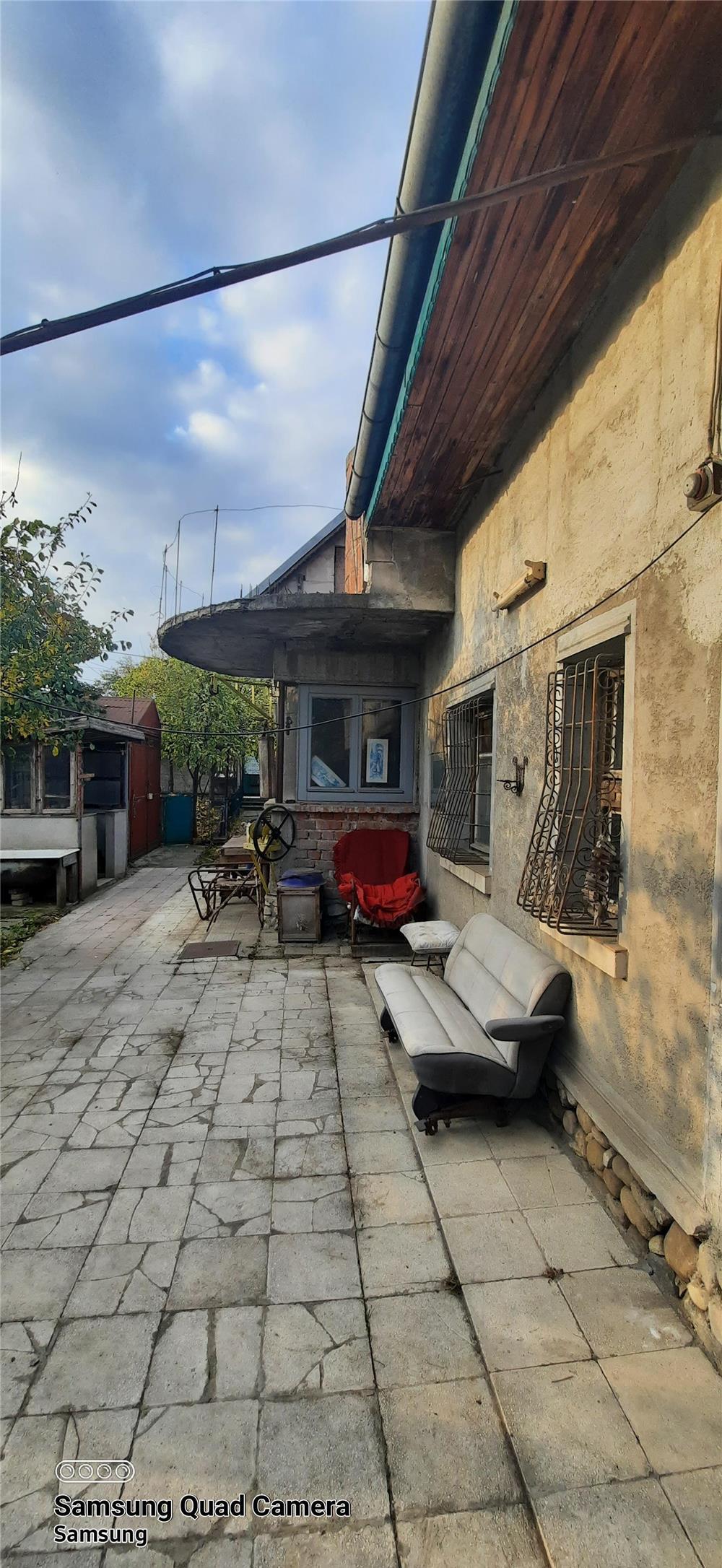 Vand casa curte Voluntari