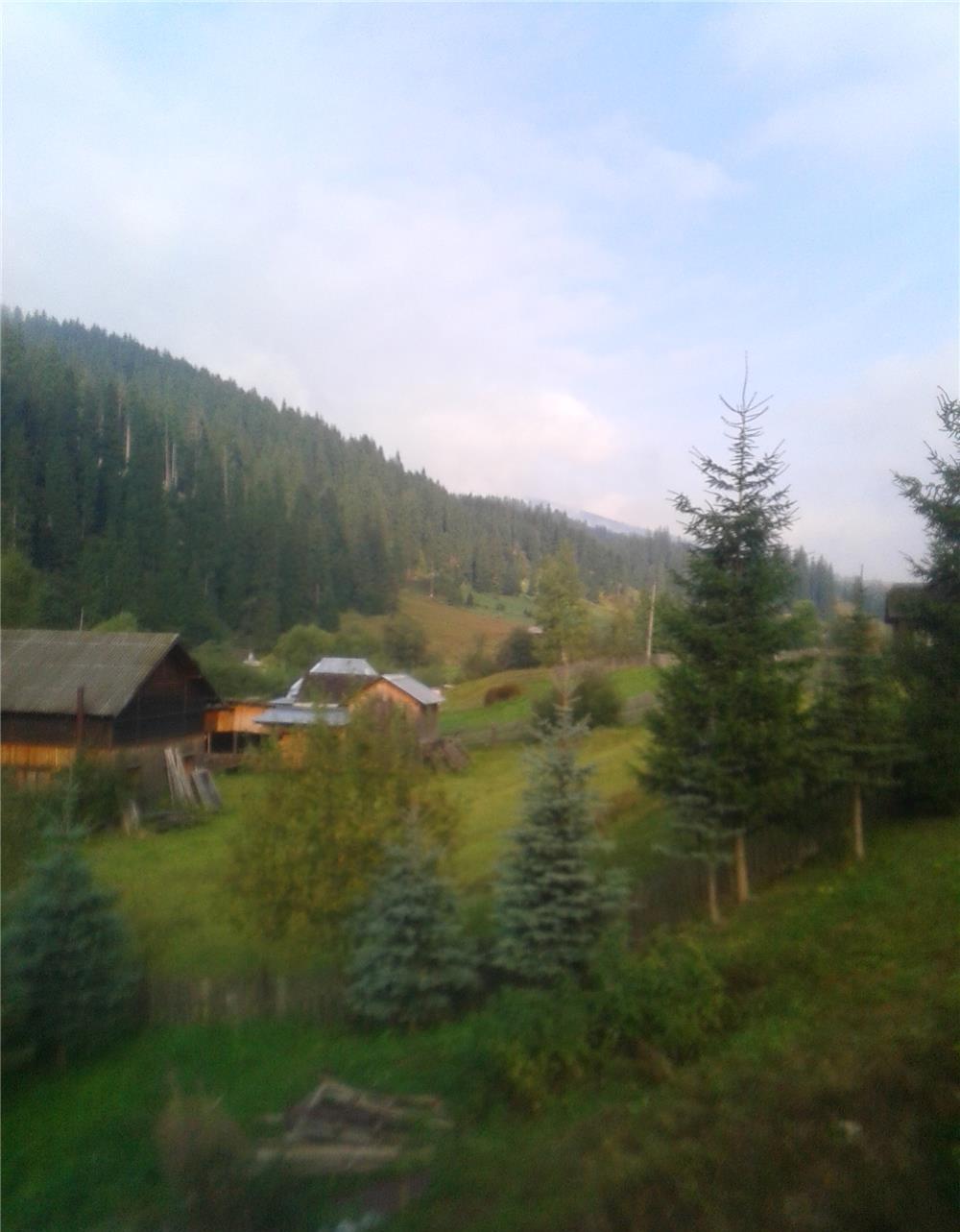 Vand casa in comuna muzeu Ciocanesti, Suceava/ sau schimb cu apartament Bucuresti sau teren zone lim